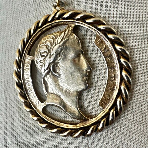 Vintage Napoleon Coin Medallion Necklace - Picture 5 of 7